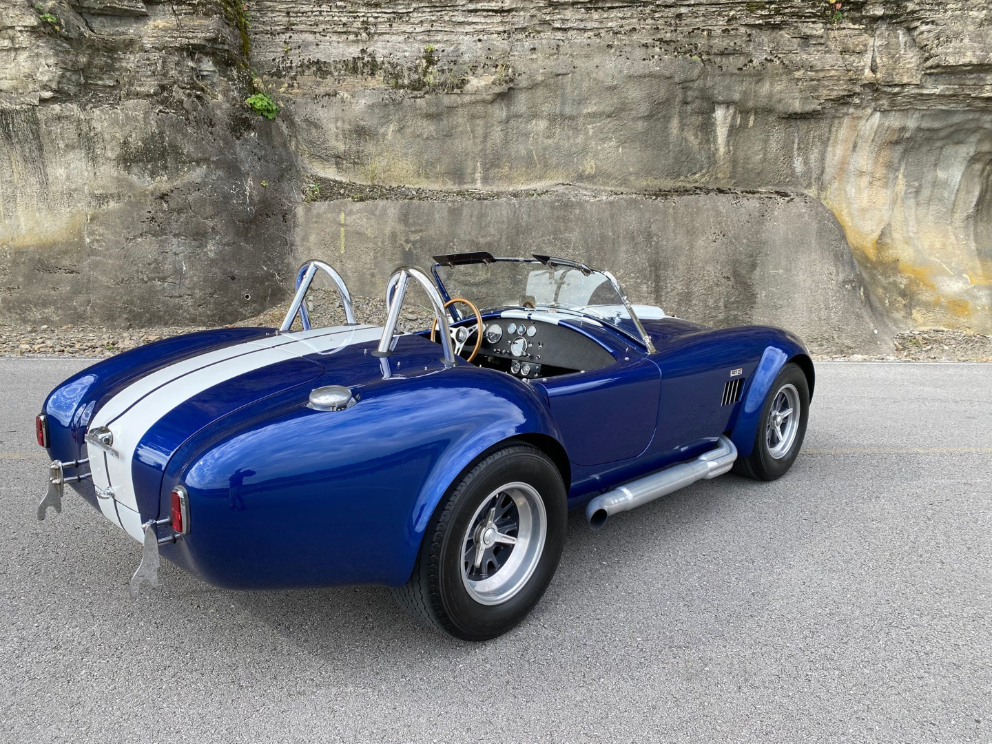 car-20456-1965-superformance-cobra-mkiii-427-s-c35.jpeg