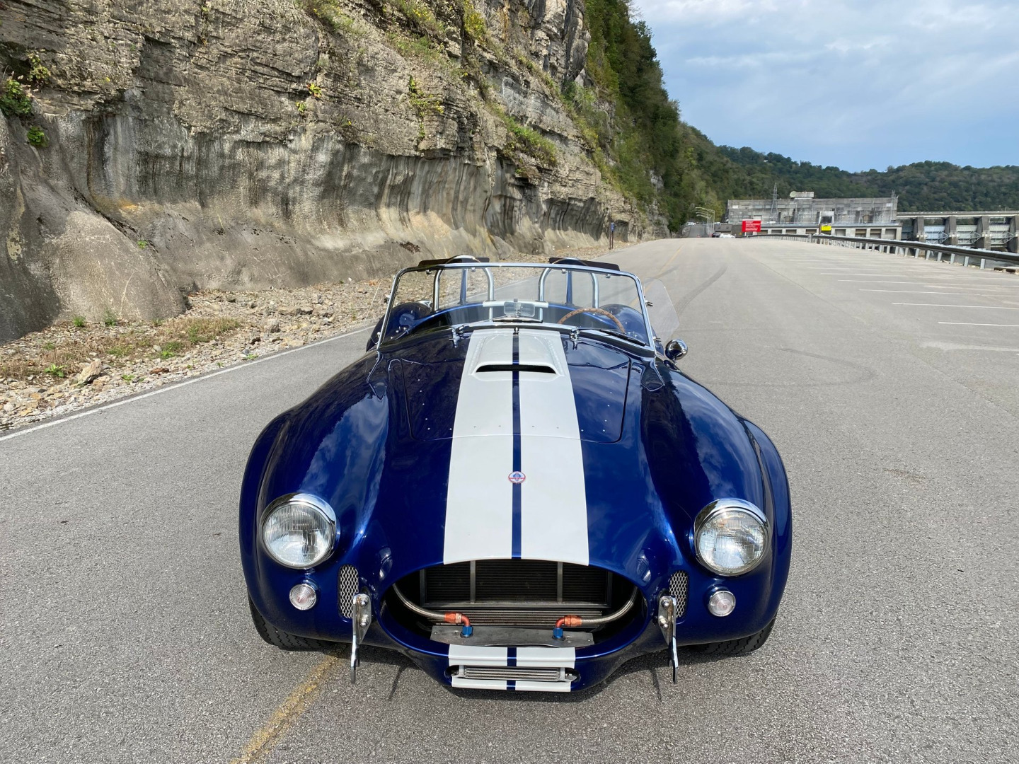 car-20456-1965-superformance-cobra-mkiii-427-s-c4.jpeg