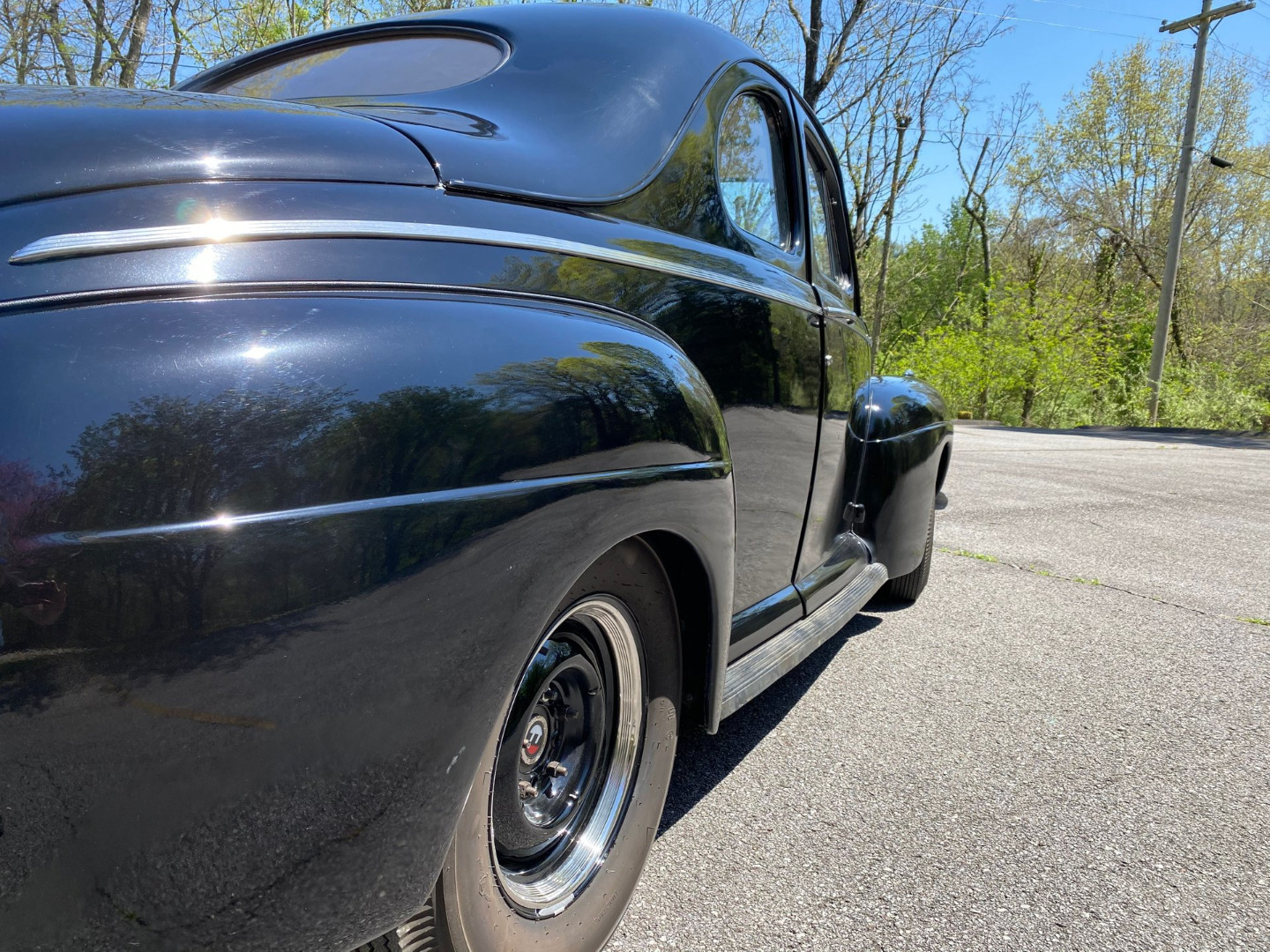 car-20457-1941-ford-business-coupe38.jpeg