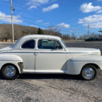 car-20458-1946-ford-coupe-super-deluxe23.jpeg