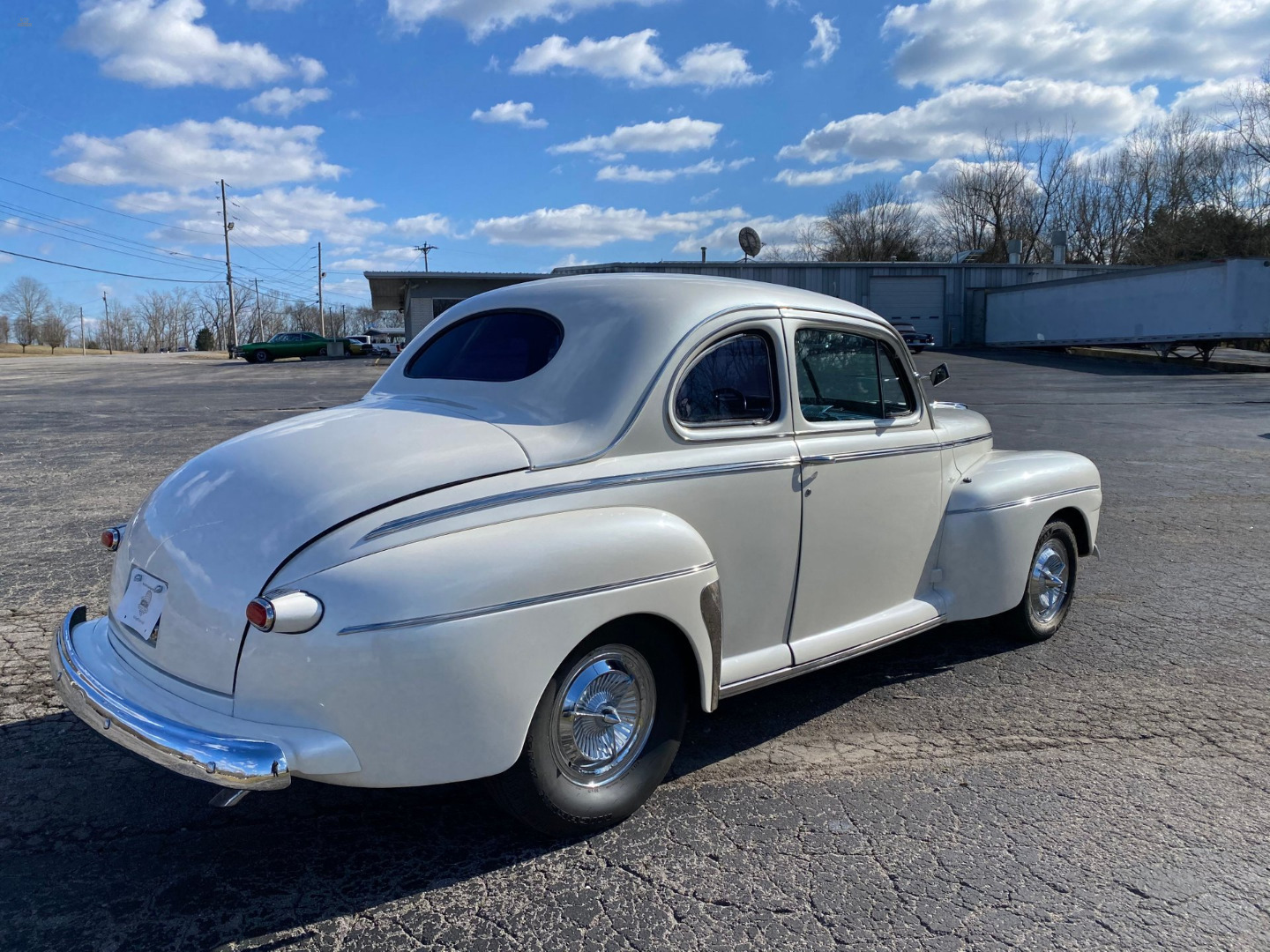 car-20458-1946-ford-coupe-super-deluxe5.jpeg