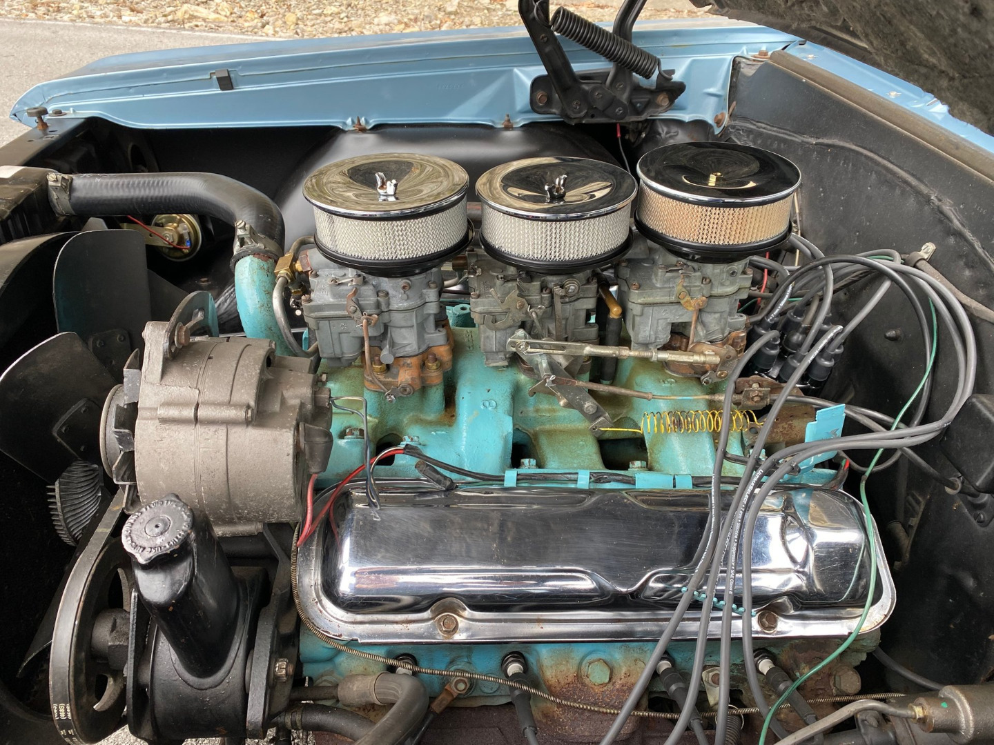 car-20460-1964-pontiac-gto-4-speed-tri-power29.jpeg