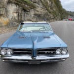 car-20460-1964-pontiac-gto-4-speed-tri-power4.jpeg