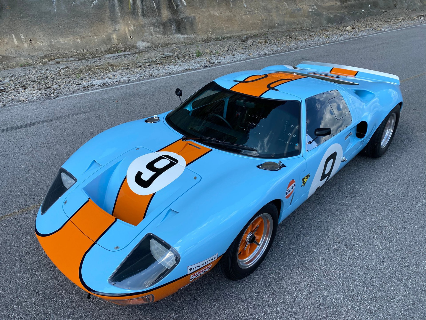 car-20462-1966-ford-gt40-mki23.jpeg