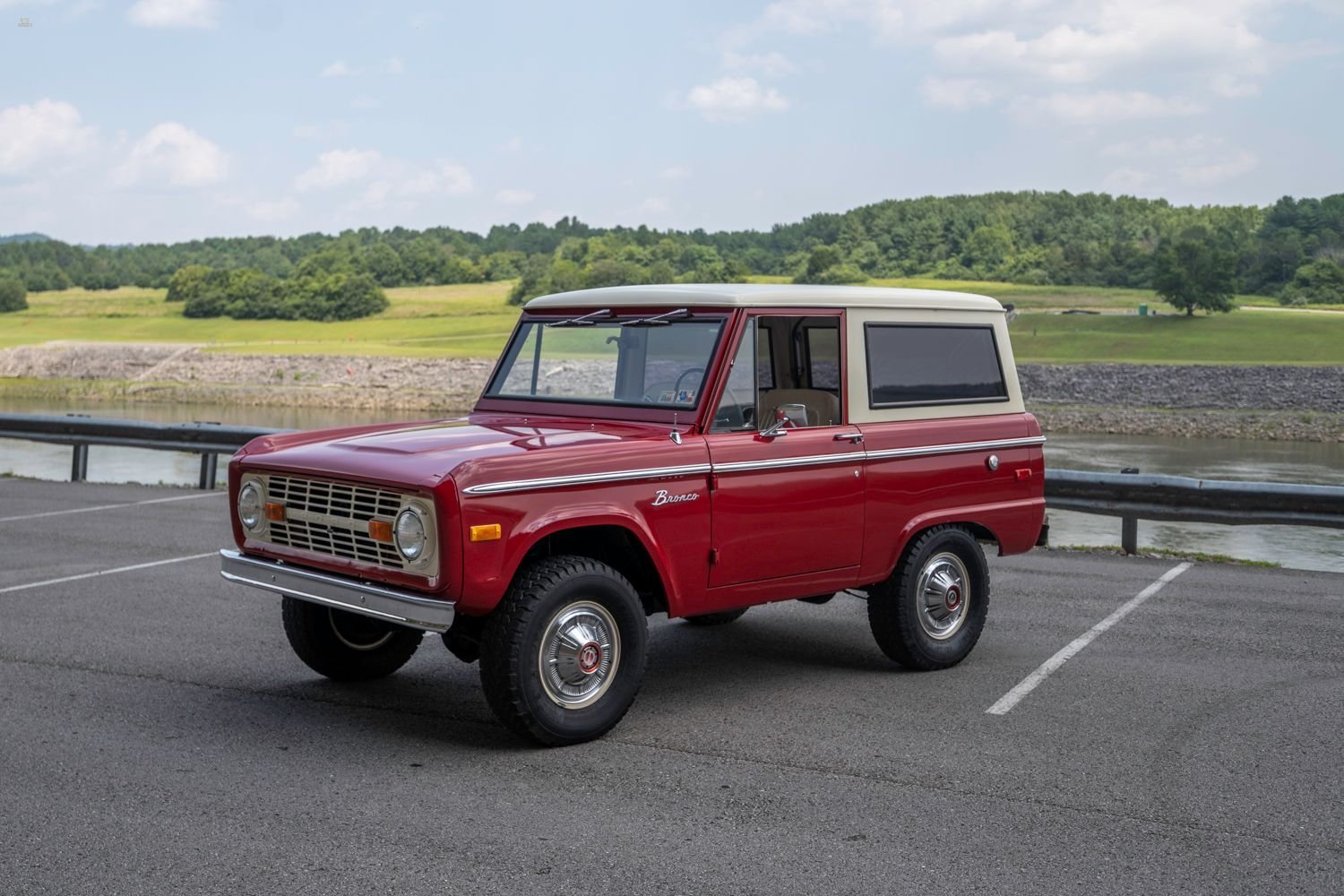 car-20464-1972-ford-bronco.jpeg