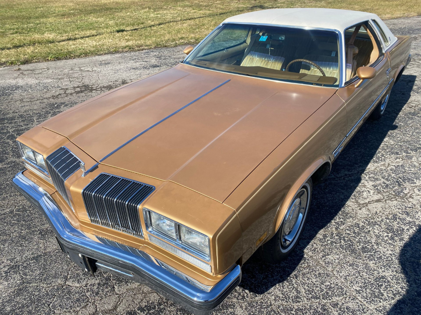 car-20467-1977-oldsmobile-cutlass-brougham36.jpeg