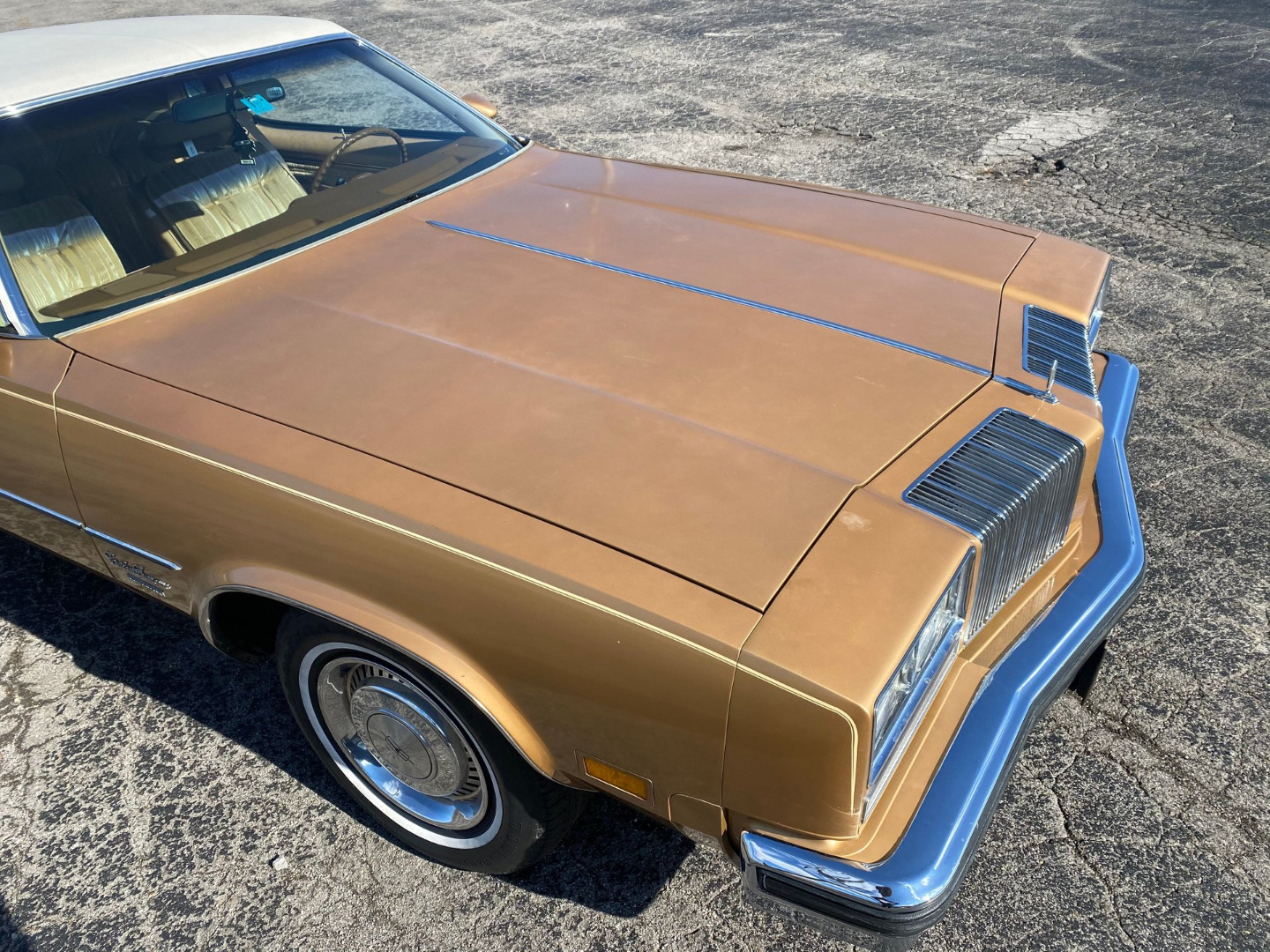 car-20467-1977-oldsmobile-cutlass-brougham8.jpeg