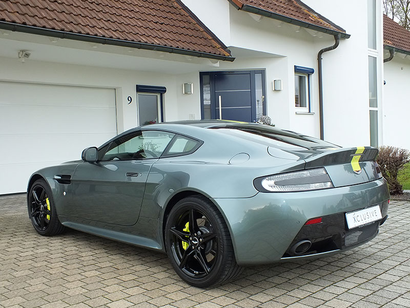 car-22764-Vantage_AMR_6.jpg