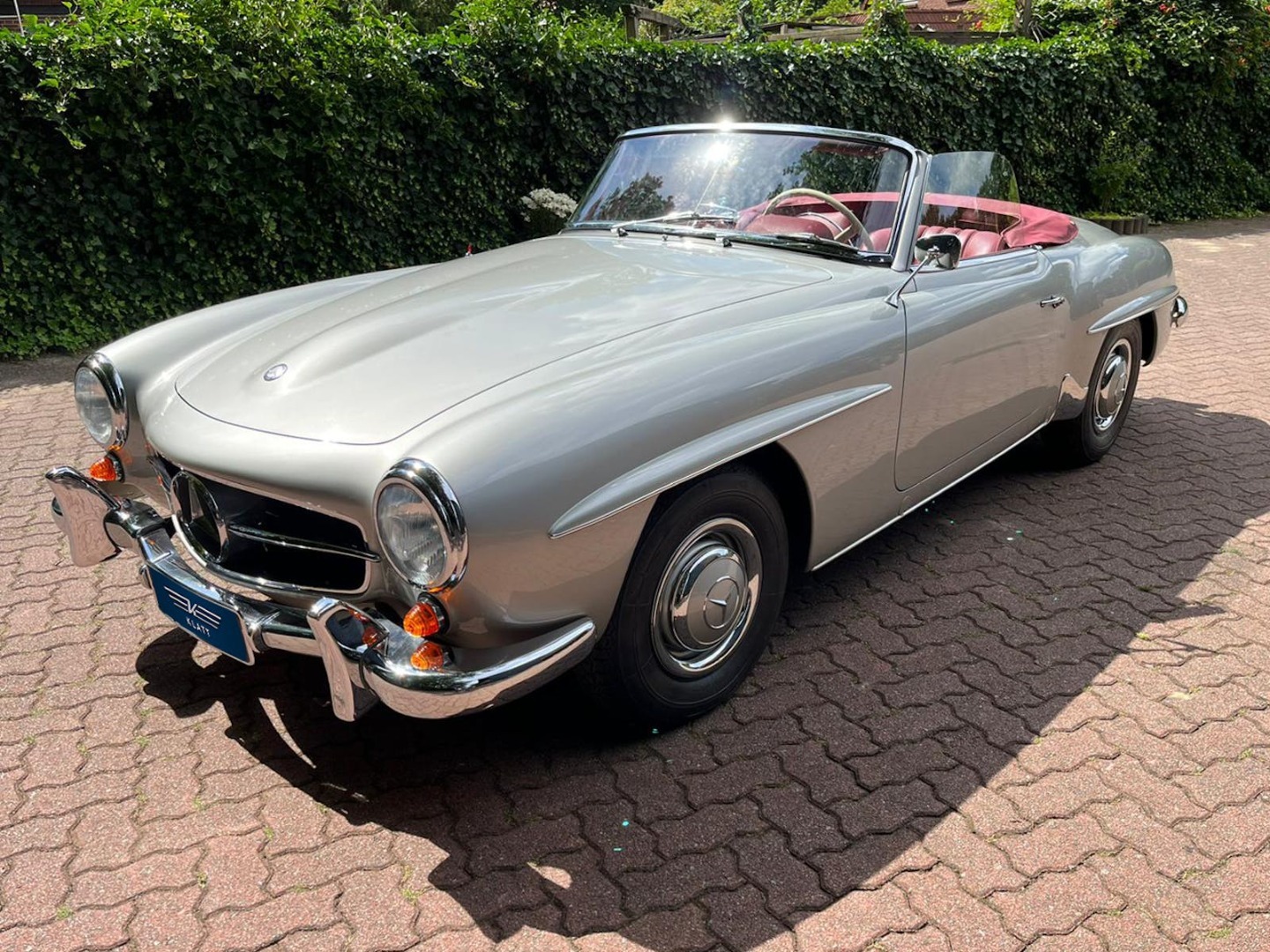 car-23841-04f42479-fa61-4a6d-ac9b-a088243b2706_mercedes_benz_190_sl_111.jpeg