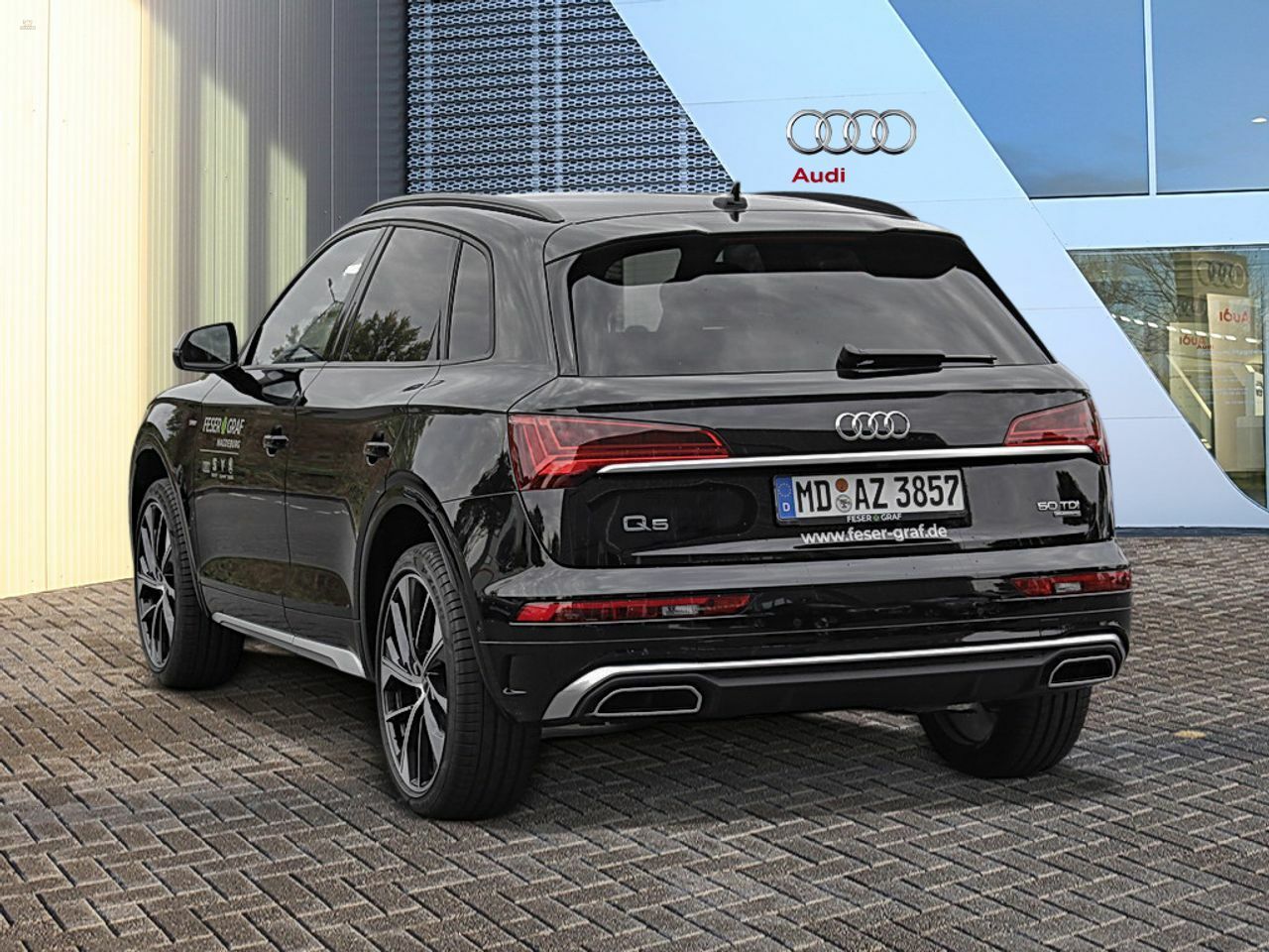 car-24483-GW6061_02.jpg