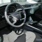 car-24542-ZGV073_07.jpg