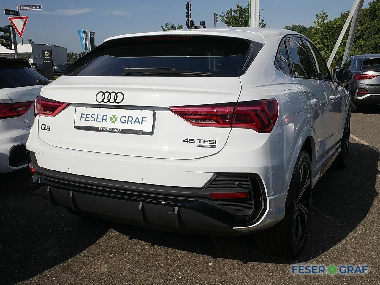 car-24573-MBD405_03.jpg