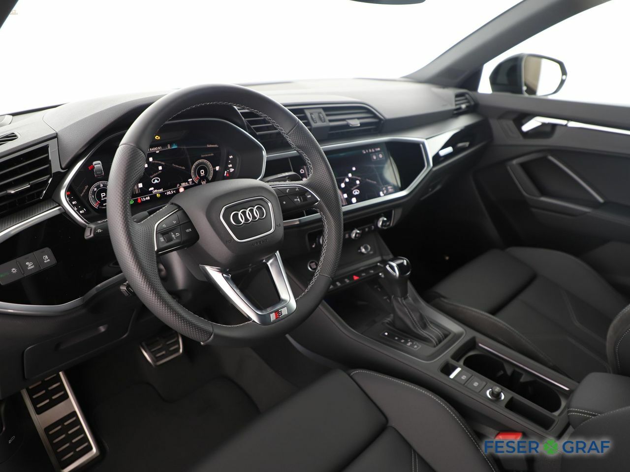 car-24579-1006999_06.jpg
