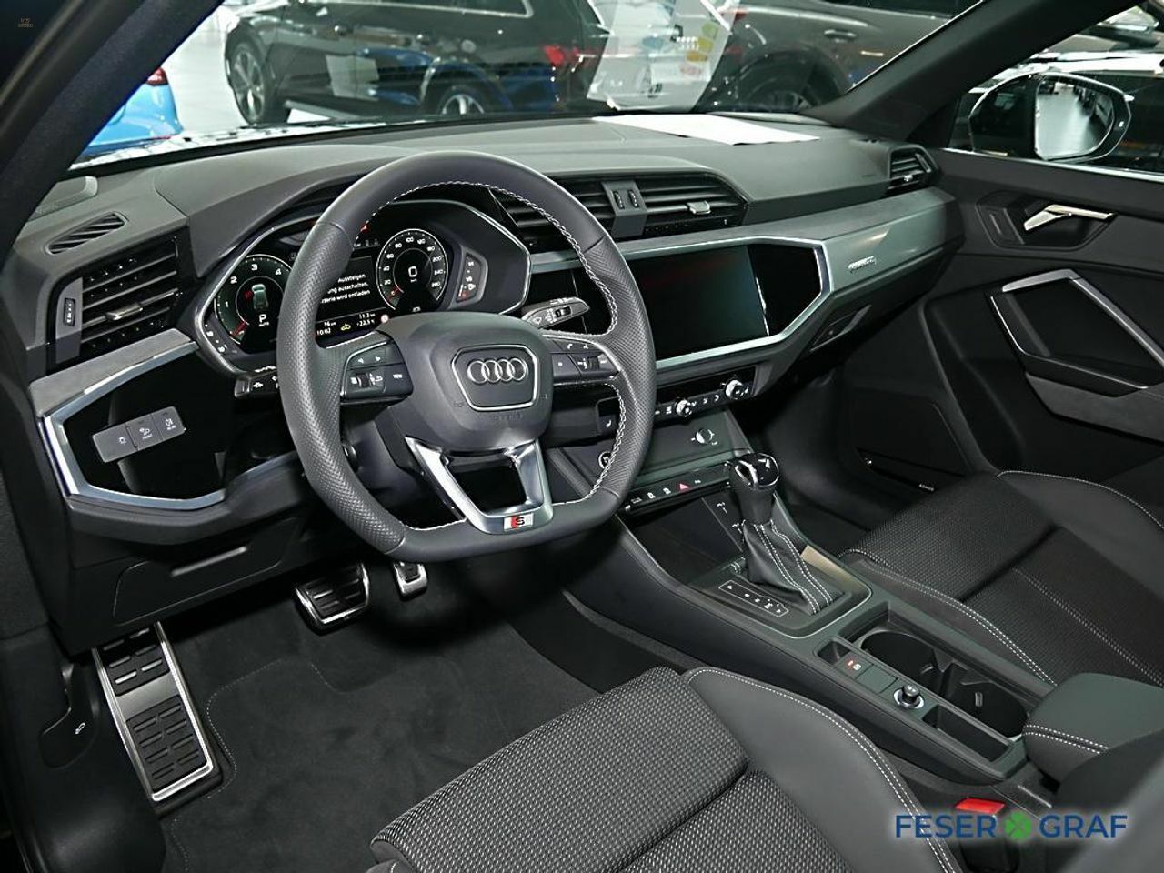 car-24606-MXD111_07.jpg