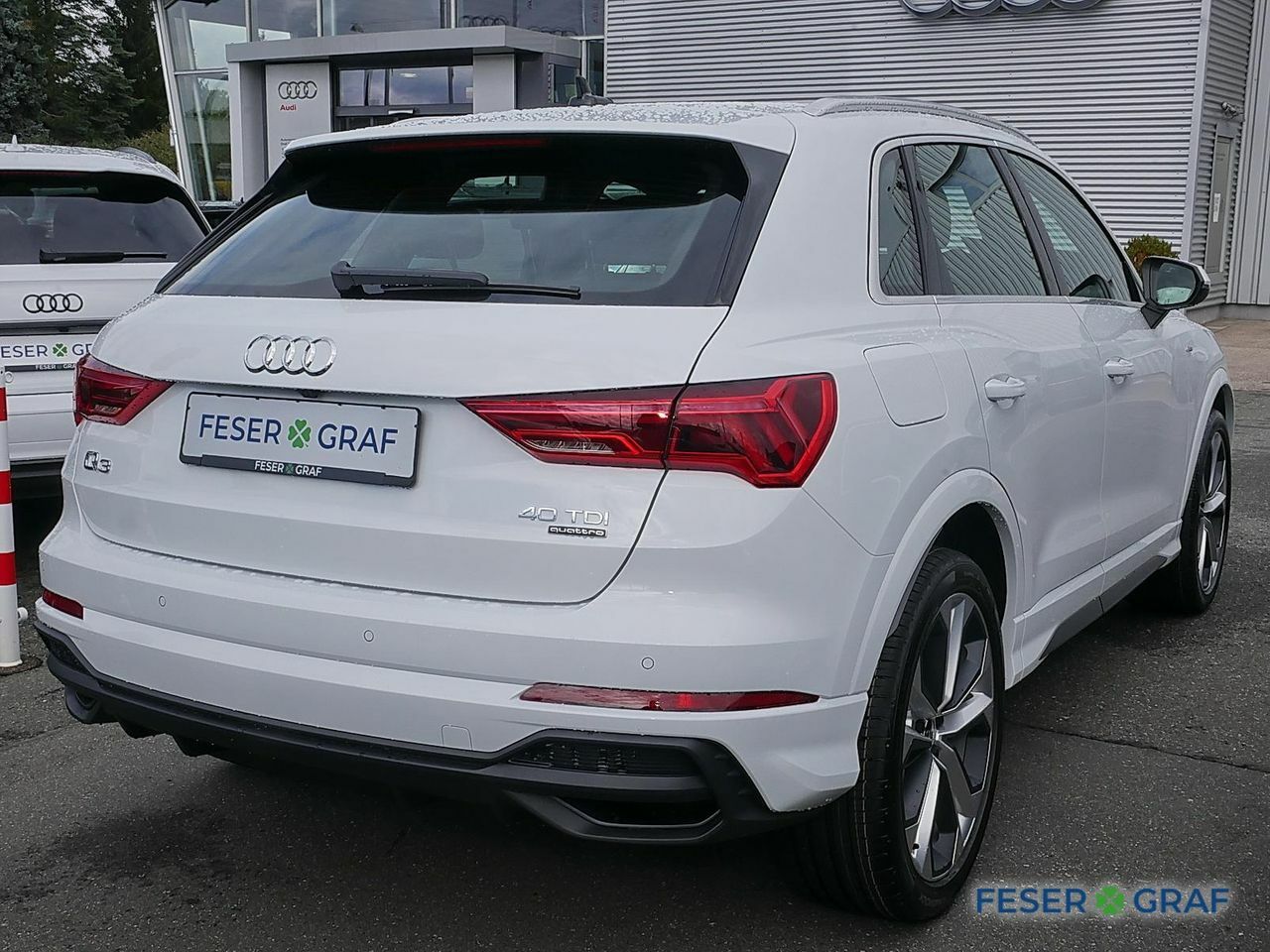car-24663-MBC889_03.jpg