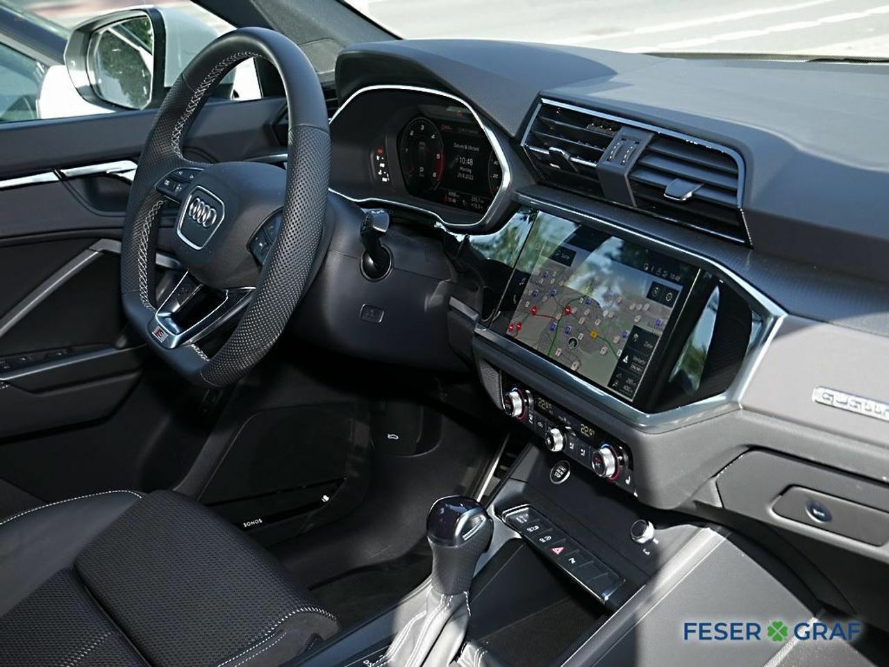 car-24687-1095110_04.jpg