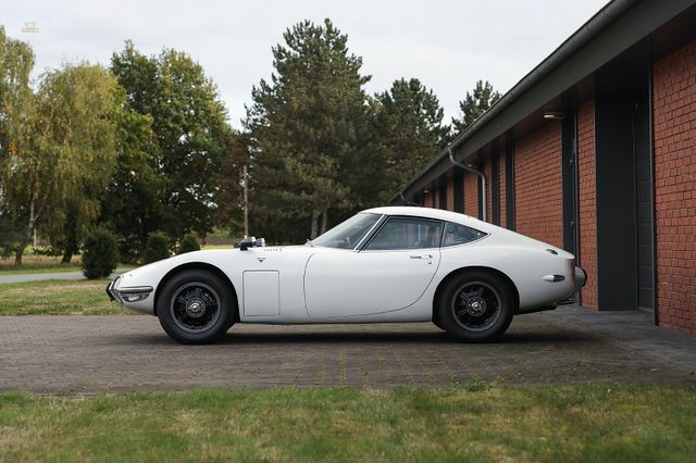 car-25060-214414453694_0.jpg