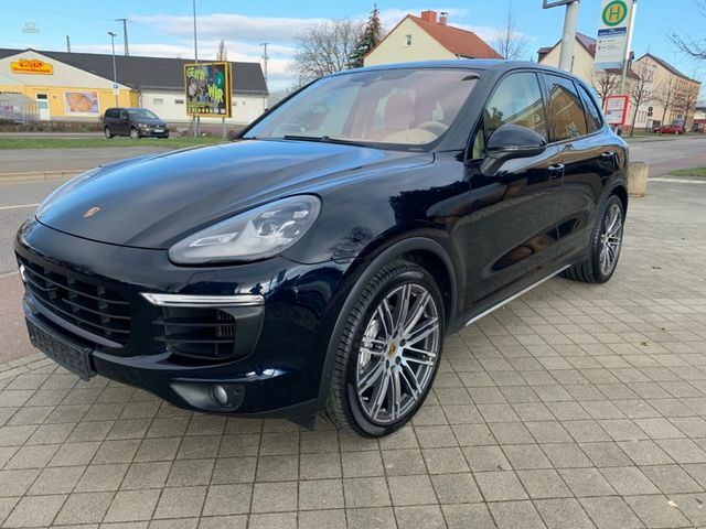 car-25107-4654908232_0.jpg