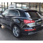 Audi Q5 2,0 TDI quattro sport S-tronic sport