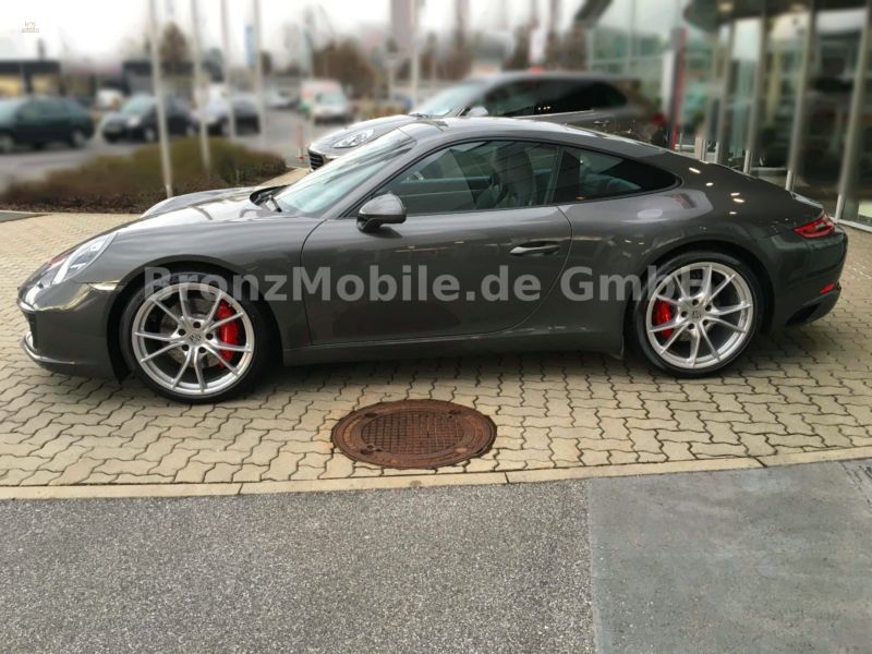 Porsche 911 Carrera S Grau Metallic Automatik