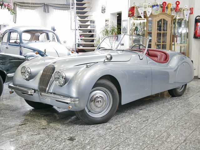 Jaguar XK 120 Roadster 051