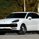 car-5932-PorscheCayenneTurboFSside-LangzeitmietefuerLuxus-SUV.jpg