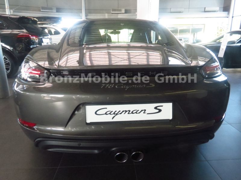 Porsche 718 Cayman S Grau Metallic Automatik