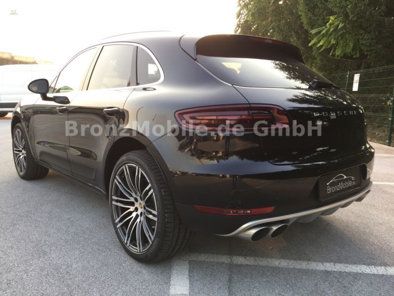 Porsche Macan S Diesel Tiefschwarzmetallic