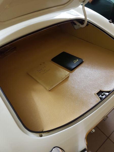 car-9674-232-original.jpg