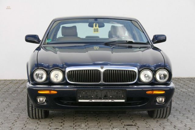 car-21562-98537326311_0.jpg