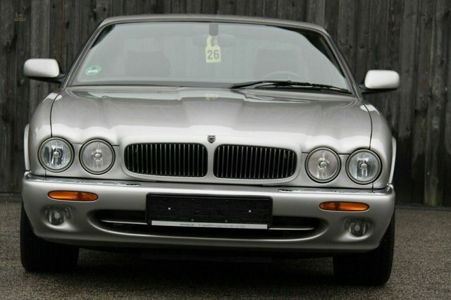 car-21566-98537326311_0.jpg