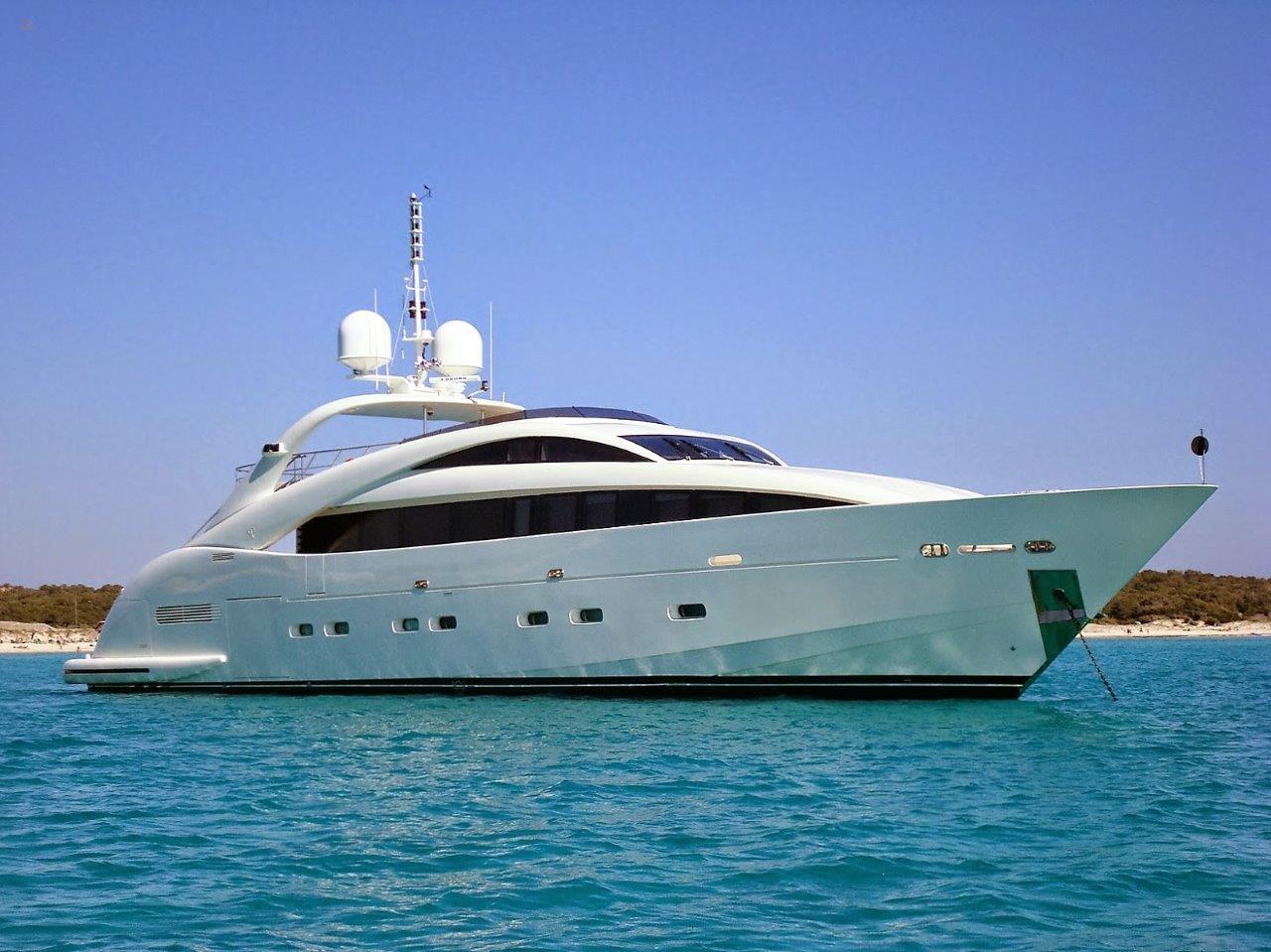 yachts-602-2f7bae65-d55d-4067-8bc7-1378c668489a.jpg