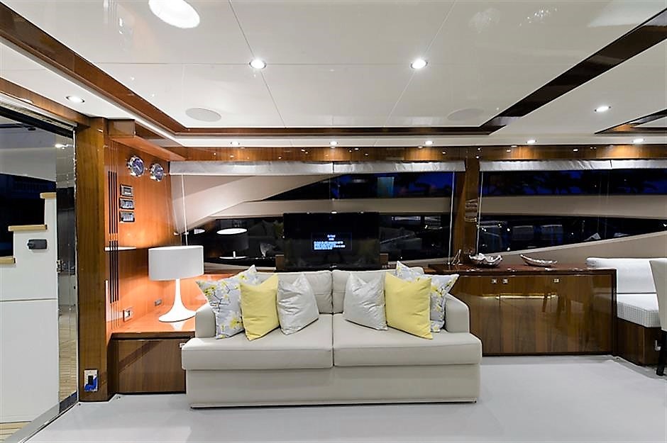 yachts-605-f10df5cc-6cc3-46ad-b414-7013ad07e033.jpg