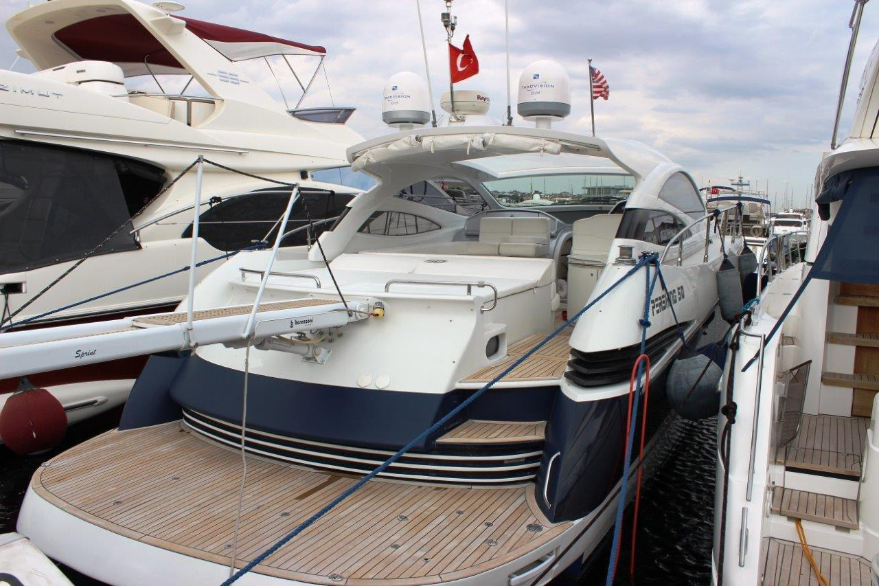 yachts-606-52140d28-e29c-4757-b9e8-e85d794141fb.jpg