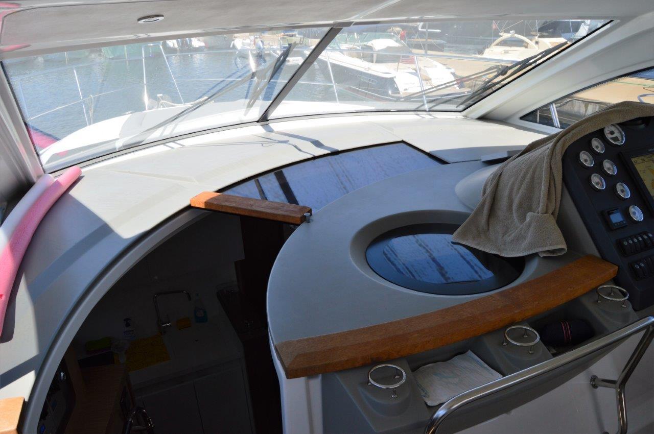 yachts-618-b831972b-32b4-489f-bc75-aa9b9791b1e8.jpg