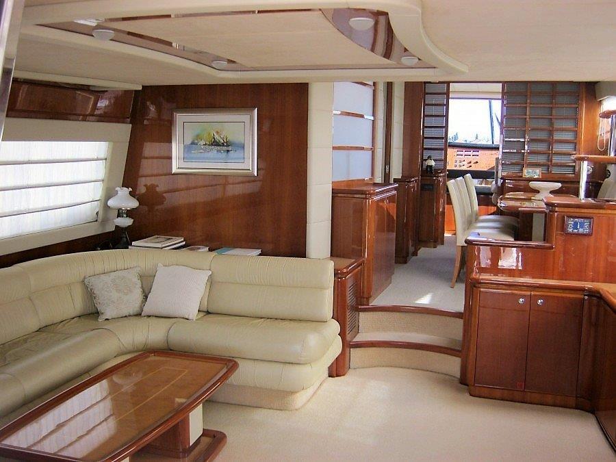 yachts-619-5412a335-cdd7-48ef-b705-5600e87c809c.jpg