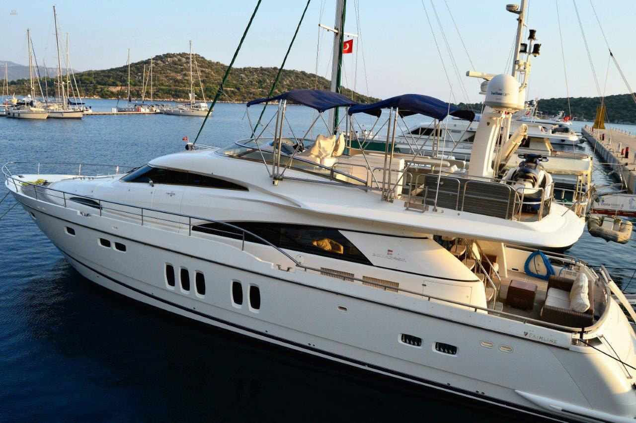 yachts-619-7993d65c-2a59-4e29-8201-6715eca36cdd.jpg