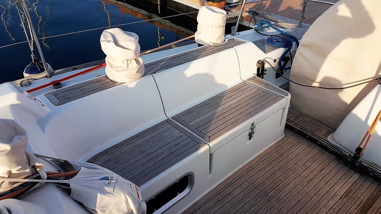 yachts-629-94bbd09d-7820-4119-8d1c-80758806a0d3.jpg