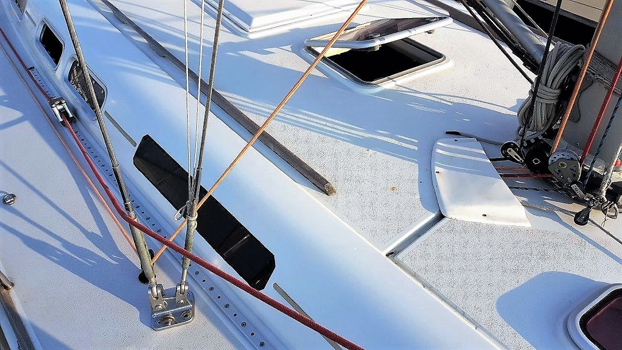 yachts-629-b8b95717-899c-4e0b-aa27-ffbe09acf588.jpg