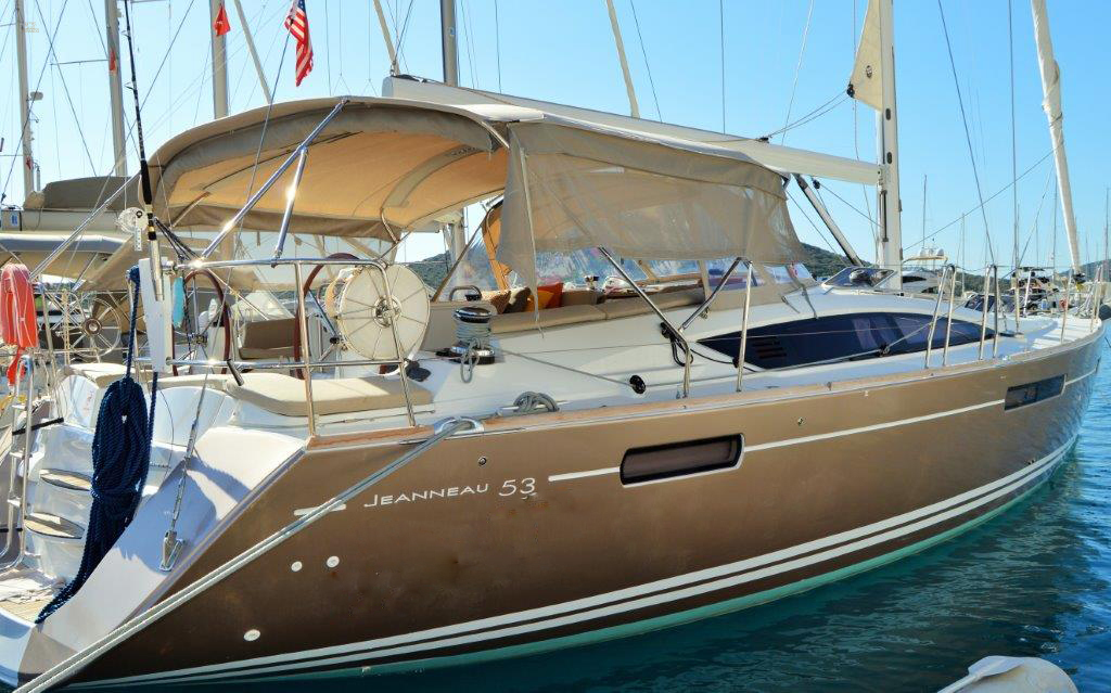 yachts-630-3365a68a-8a48-42db-9276-e52732bc87a7.jpg