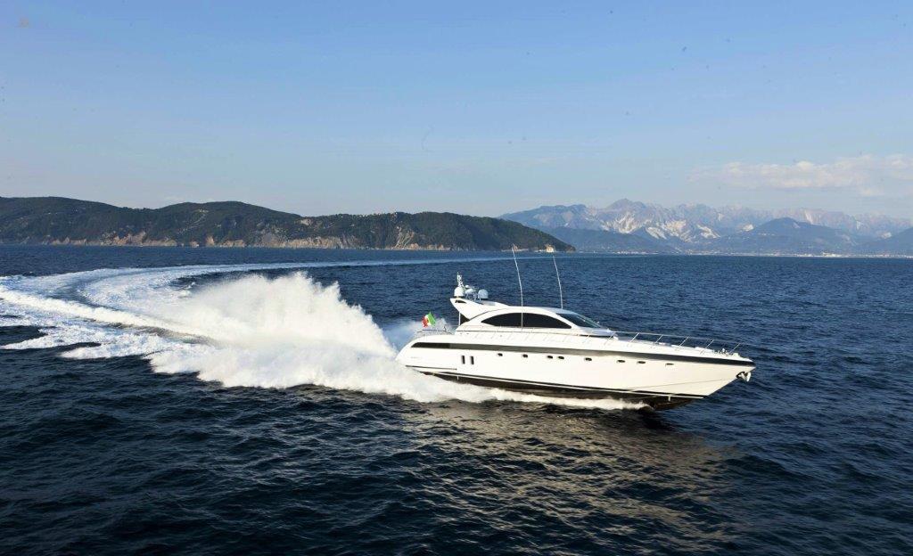 yachts-670-2ce8d6ab-54a9-4477-8755-077f1fcef7e2.jpg