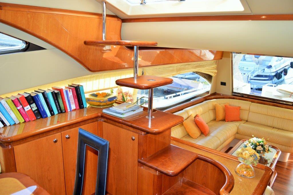 yachts-673-747681d5-a268-4e59-9fdd-708aa6c834d1.jpg