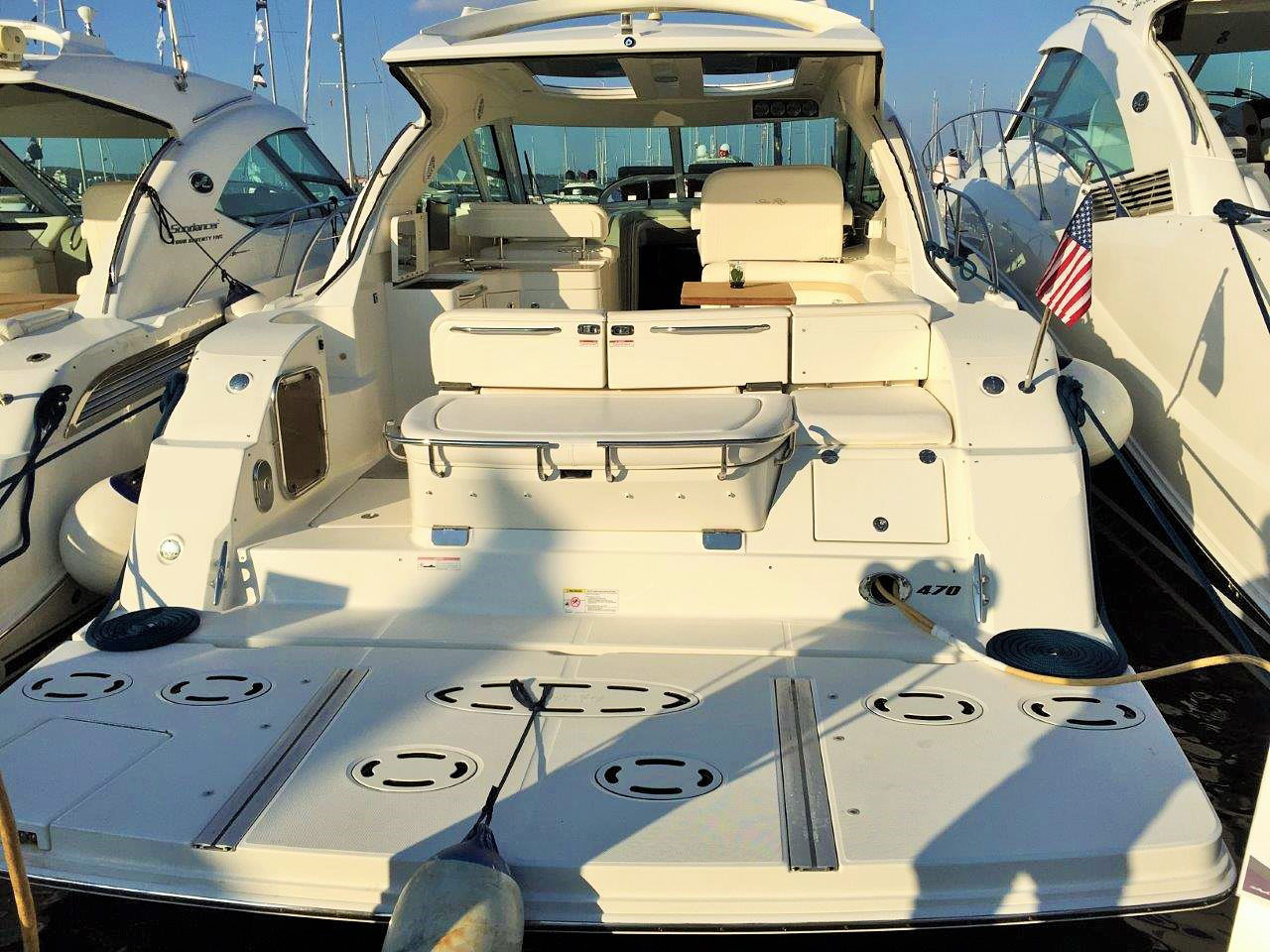 yachts-910-d582e861-4014-4ab0-9604-3c6e73a8df7e.jpg