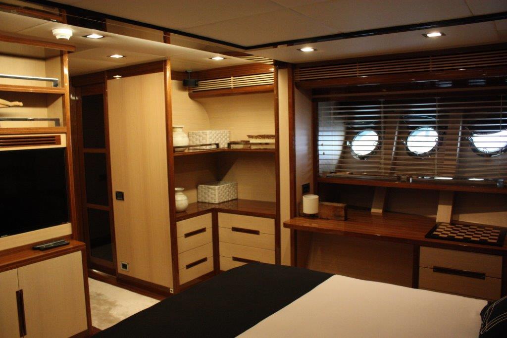 yachts-918-a8fe743a-b6ad-4af7-897e-96831986656e.jpg