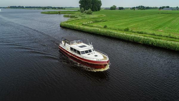 yachts-95777-367321_15.jpg