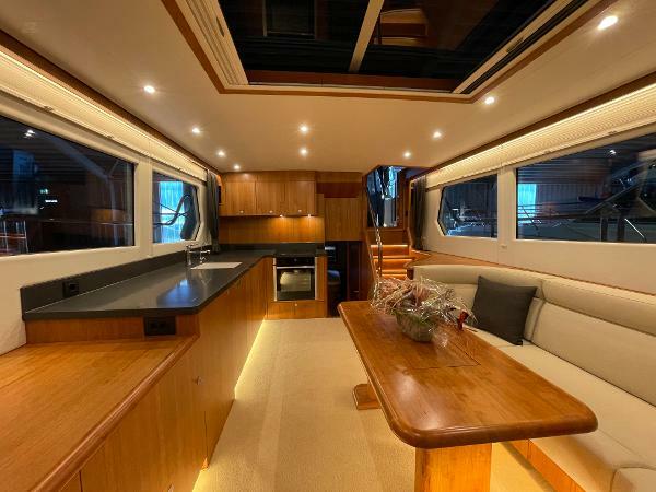 yachts-95777-367321_26.jpg