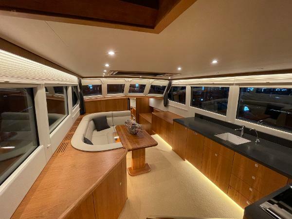 yachts-95777-367321_29.jpg
