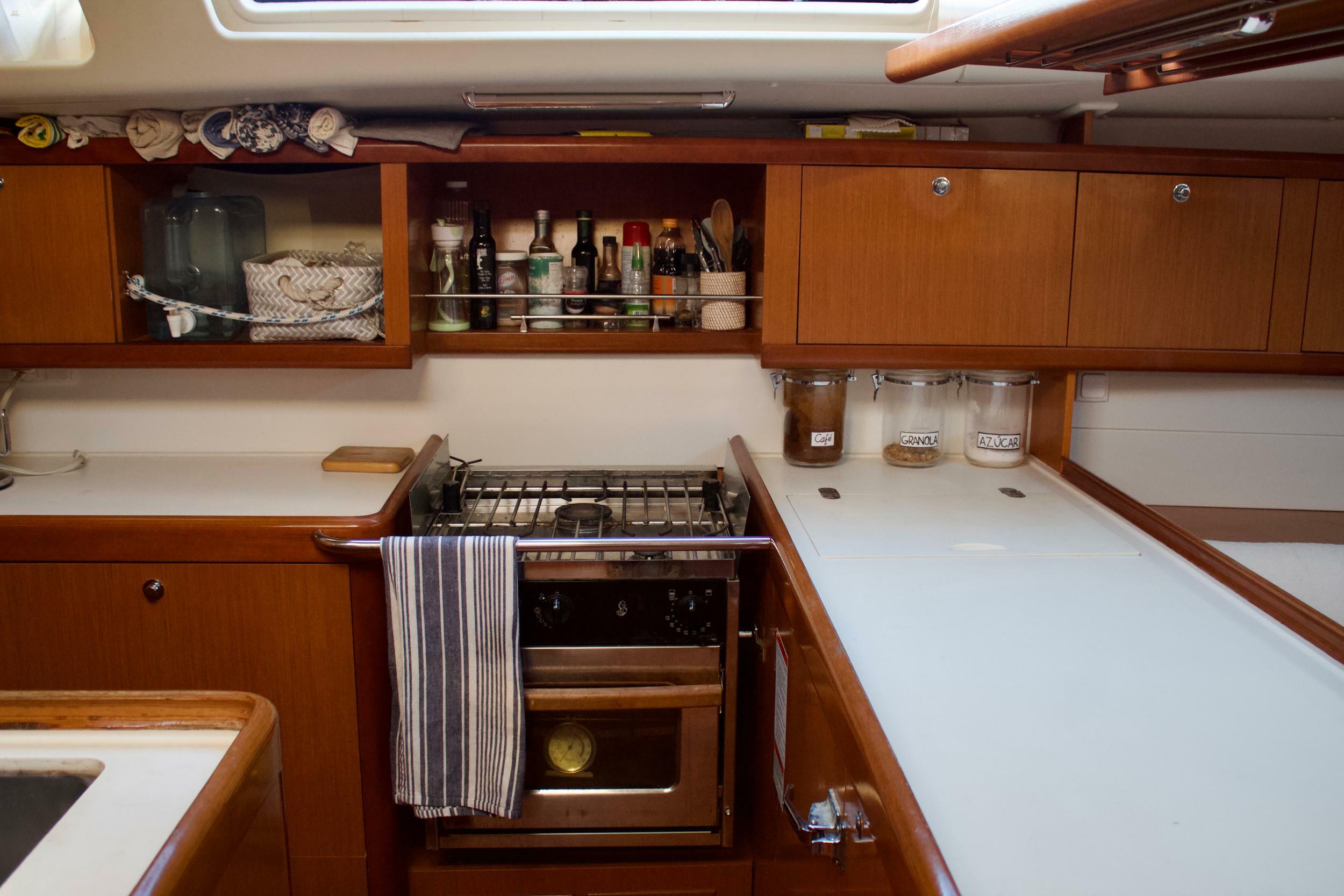 yachts-95839-367568_20.jpg