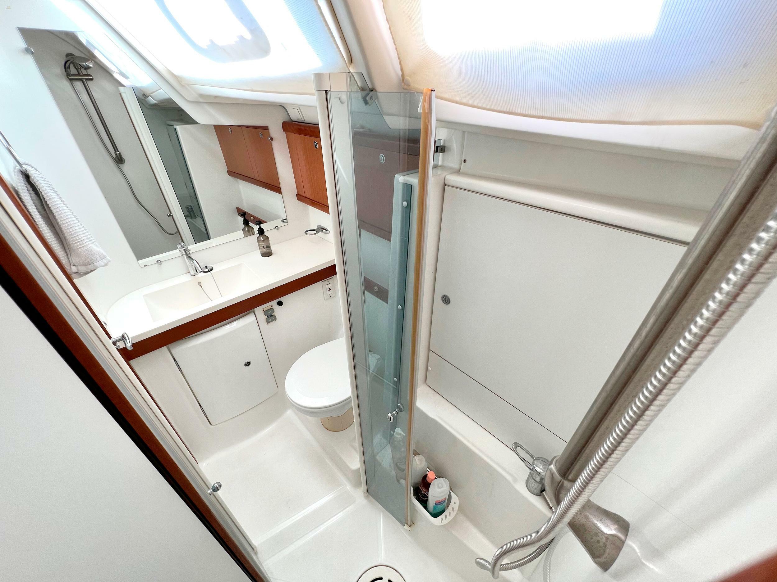 yachts-95839-367568_28.jpg
