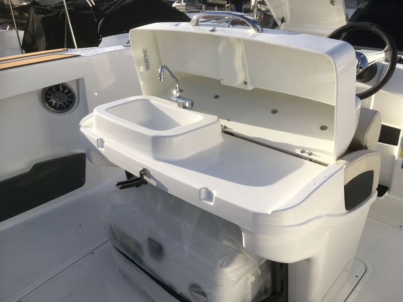 yachts-95843-301420_9.jpg